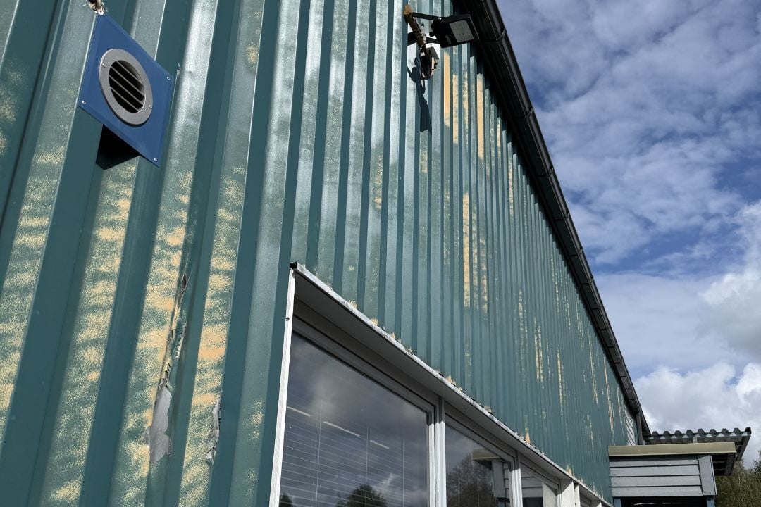 saarijarvi-ulkoverhouksen-maalaus-01