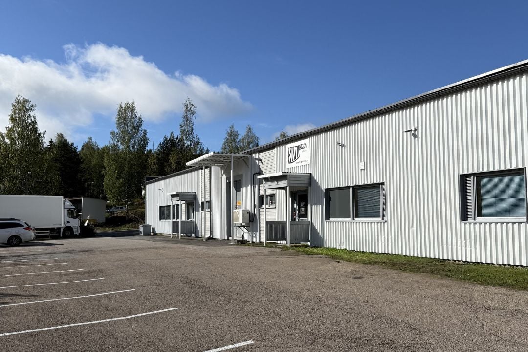 saarijarvi-ulkoverhouksen-maalaus-13